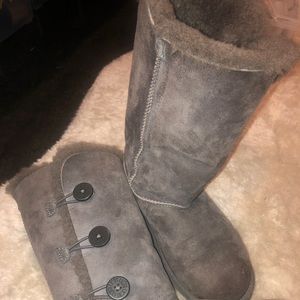UGG triplet Bailey Button Boots